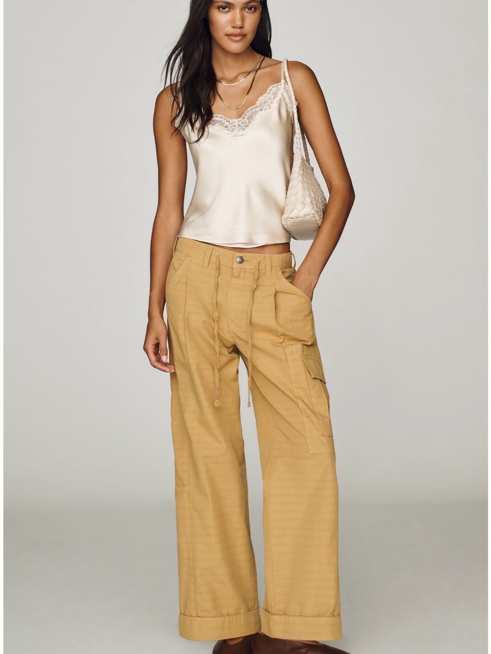 Pilcro Cade 100% Cotton Low-Slung
Cargo Pants